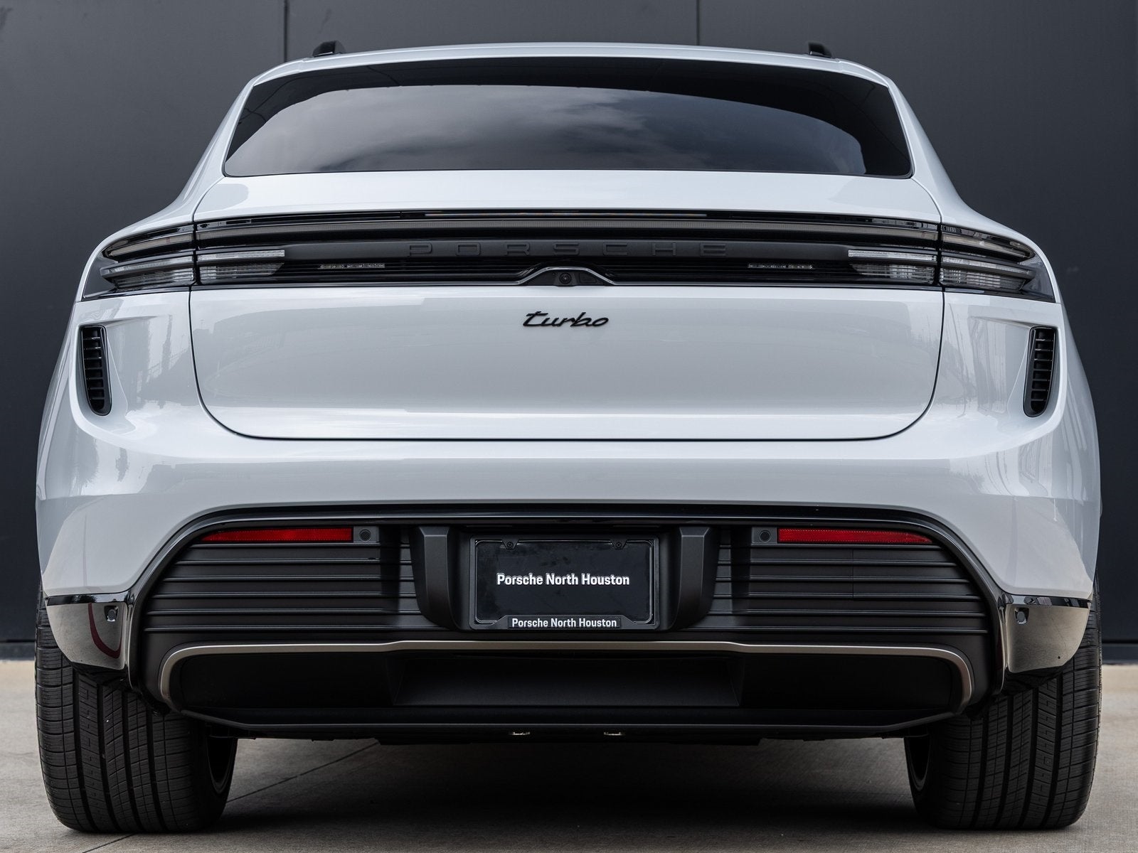 2025 Porsche Macan Electric Macan Turbo Electric