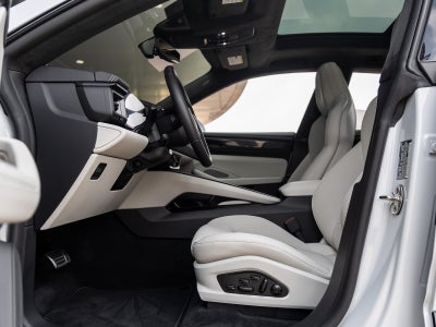 2025 Porsche Macan Electric Macan Turbo Electric