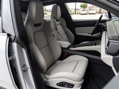 2025 Porsche Macan Electric Macan Turbo Electric