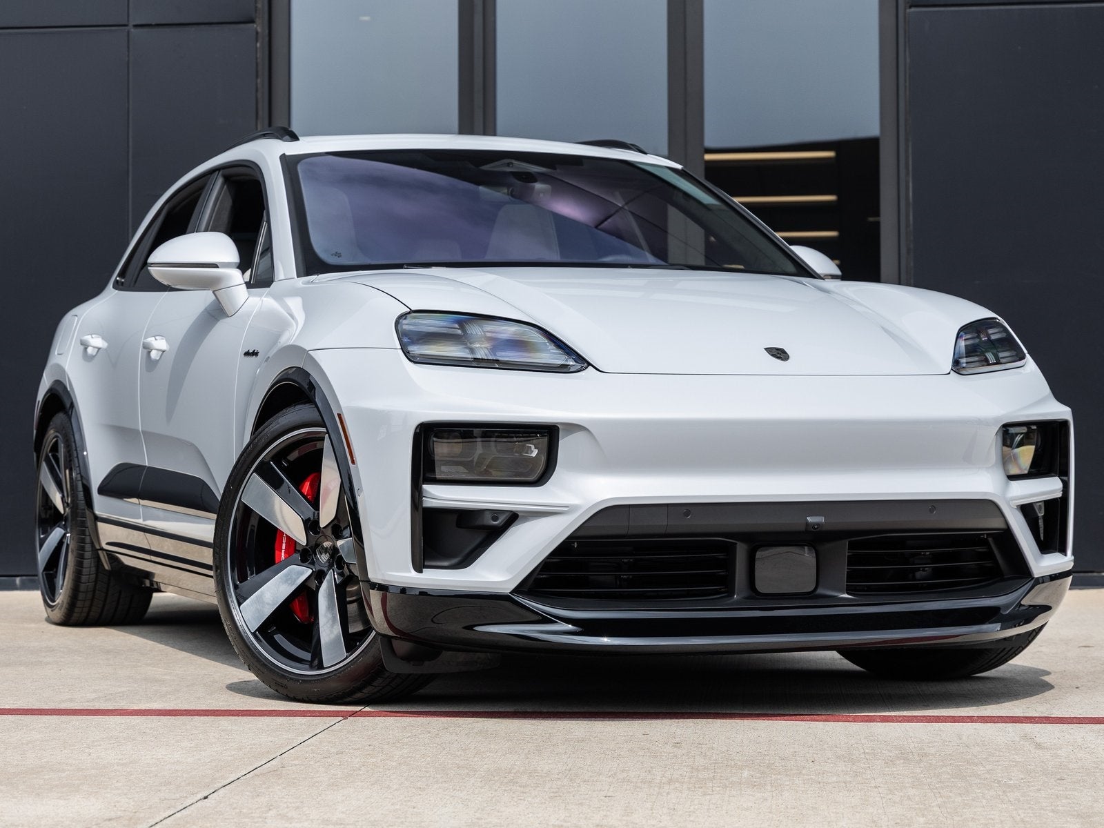 2025 Porsche Macan Electric Macan Turbo Electric