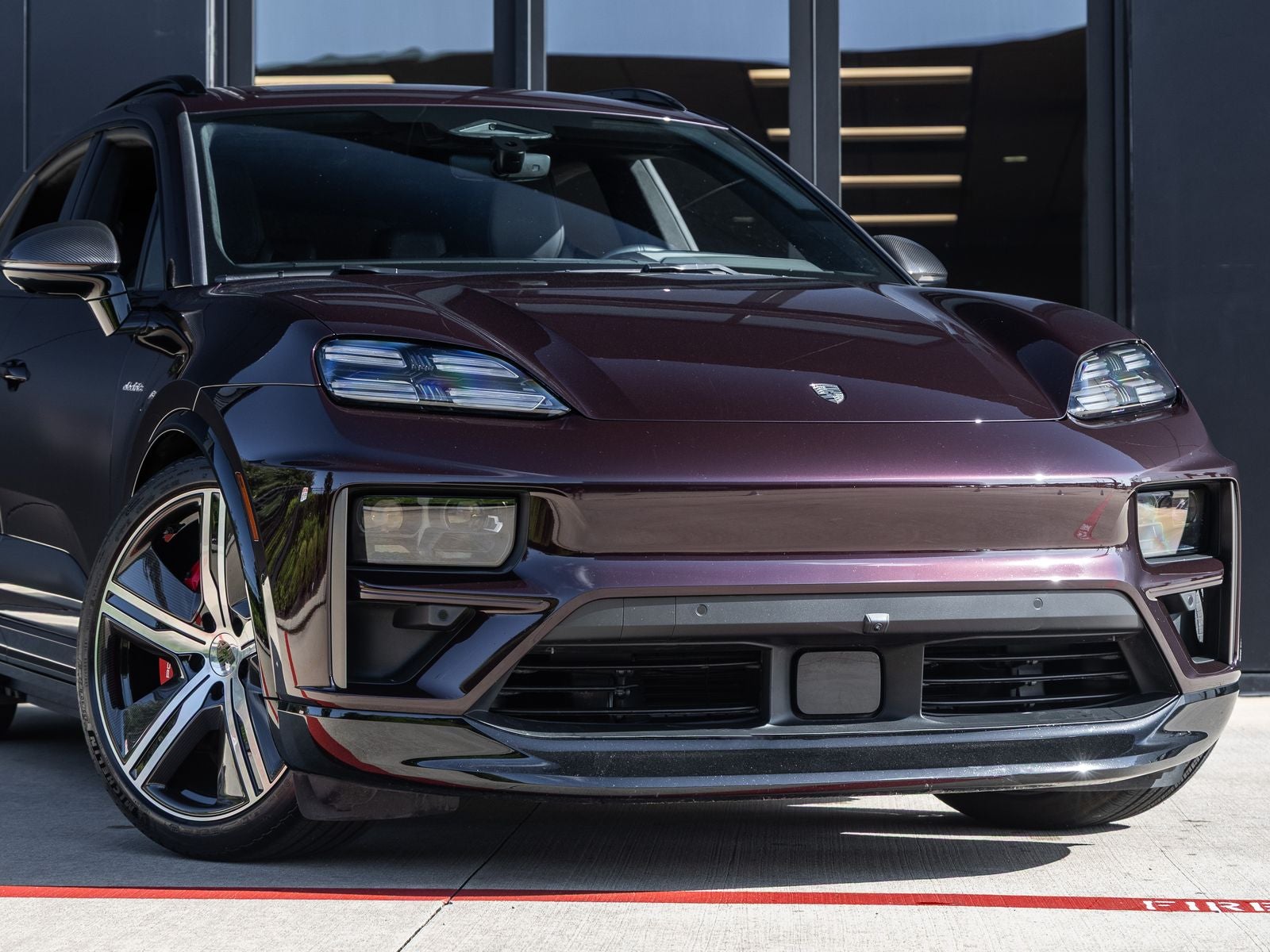 2024 Porsche Macan Macan Turbo