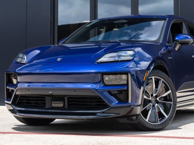 2025 Porsche Macan Turbo Electric
