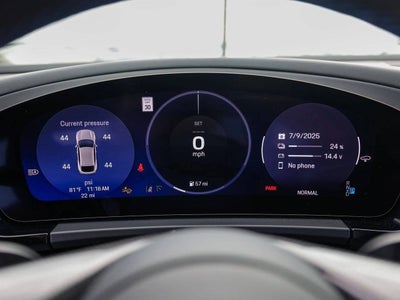 2025 Porsche Macan Turbo Electric