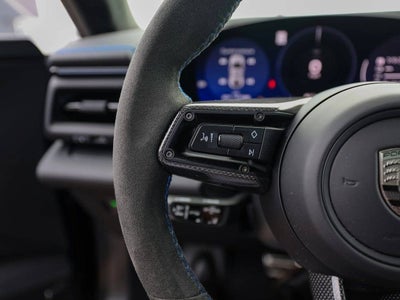 2025 Porsche Macan Turbo Electric