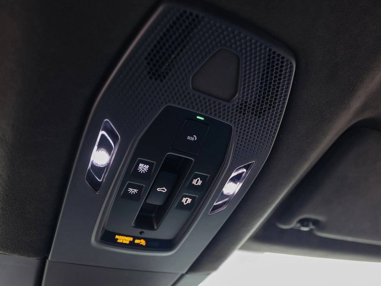 2025 Porsche Macan Turbo Electric