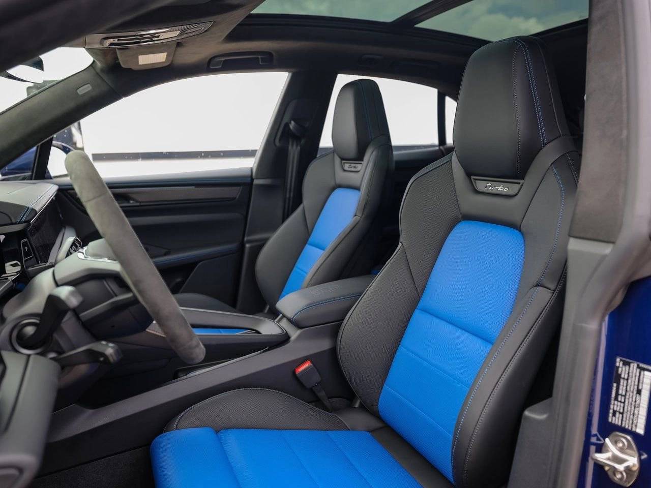 2025 Porsche Macan Turbo Electric