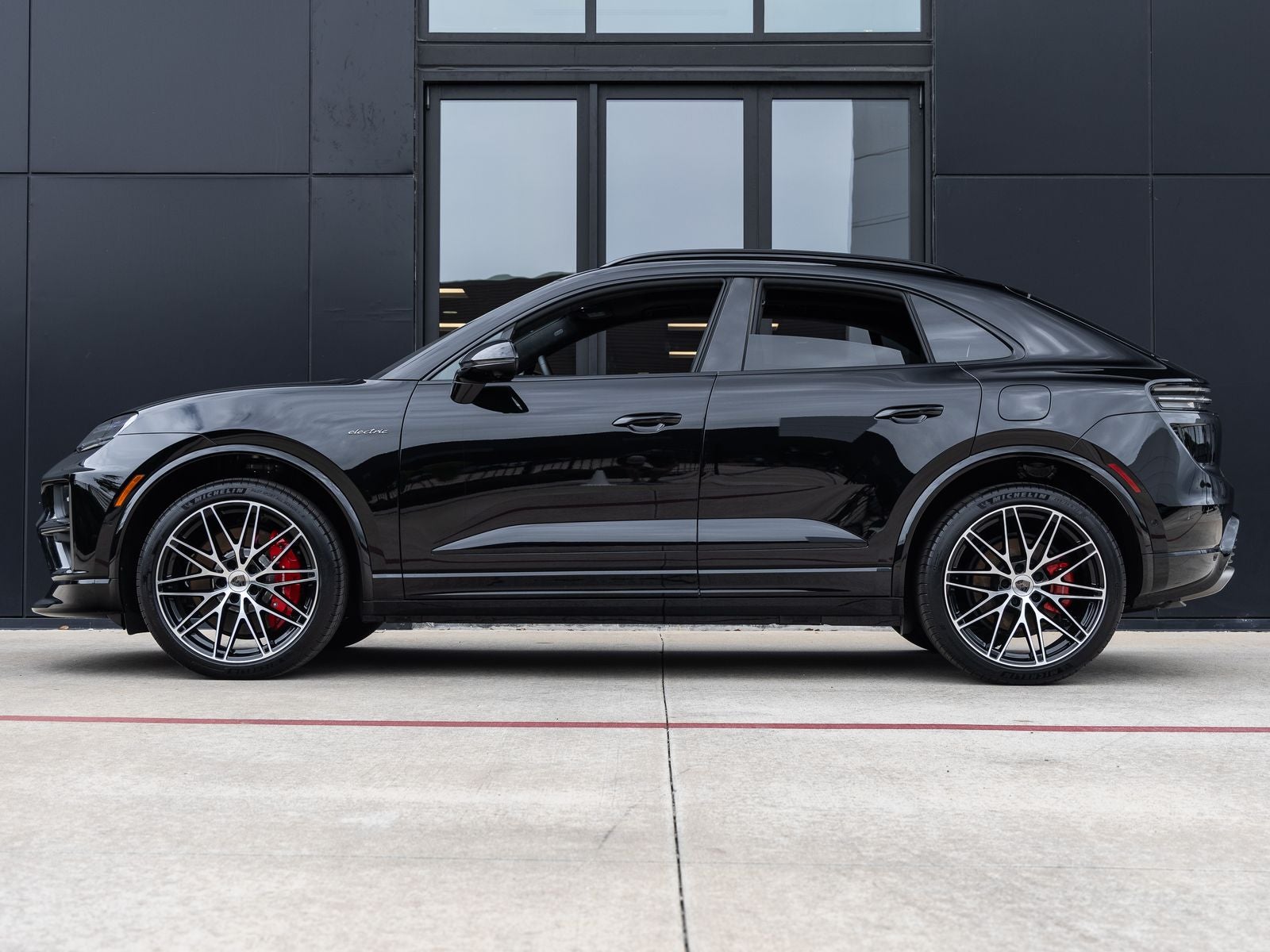 2025 Porsche Macan Turbo Electric