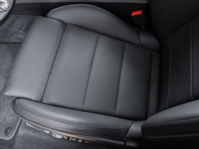 2025 Porsche Macan Turbo Electric