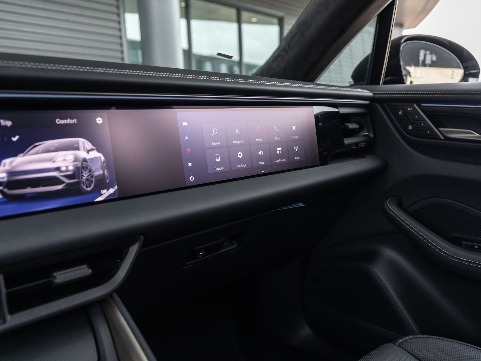 2025 Porsche Macan Turbo Electric