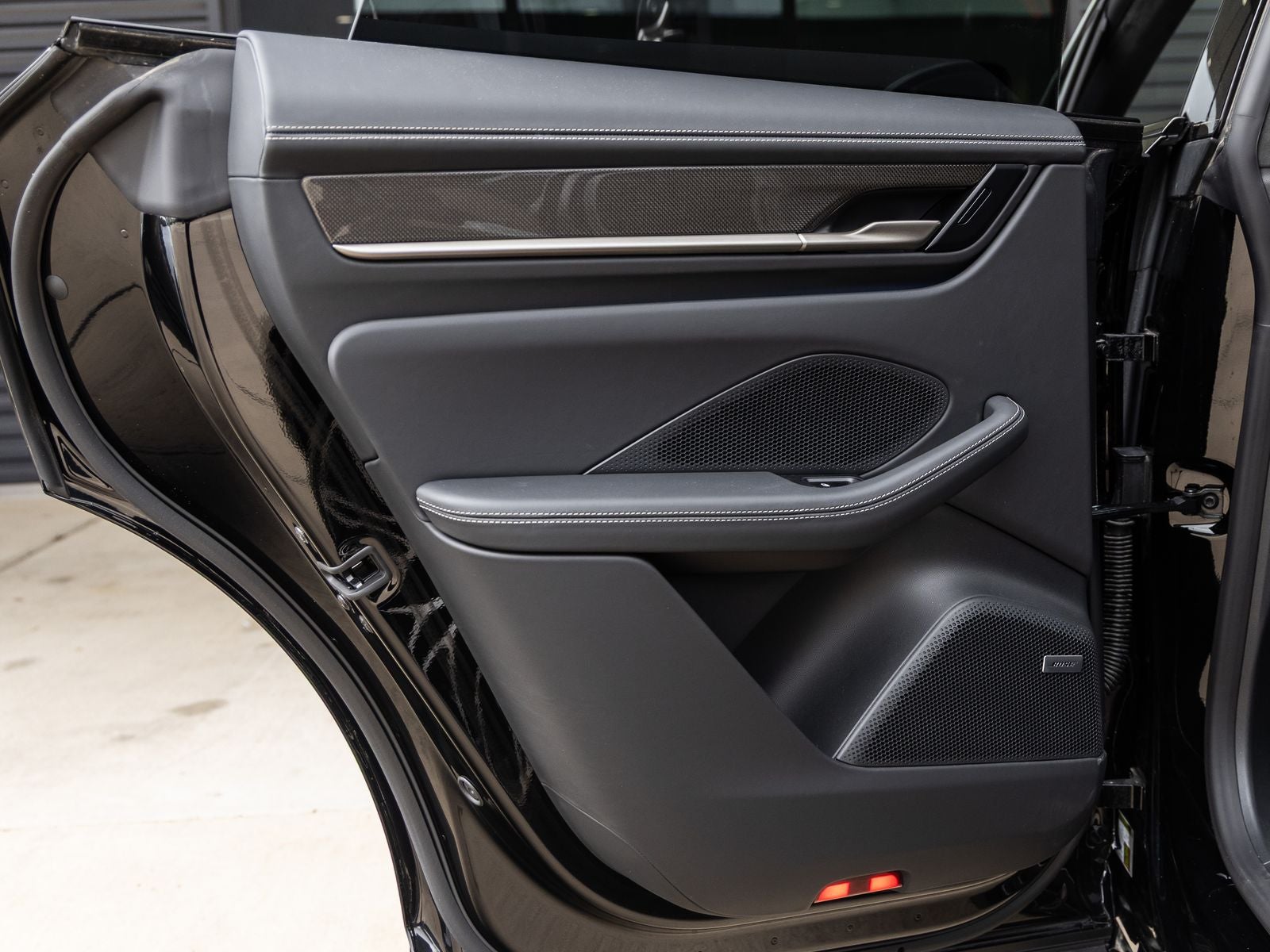 2025 Porsche Macan Turbo Electric