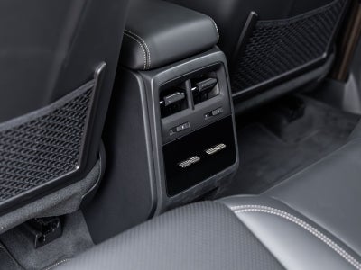 2025 Porsche Macan Turbo Electric