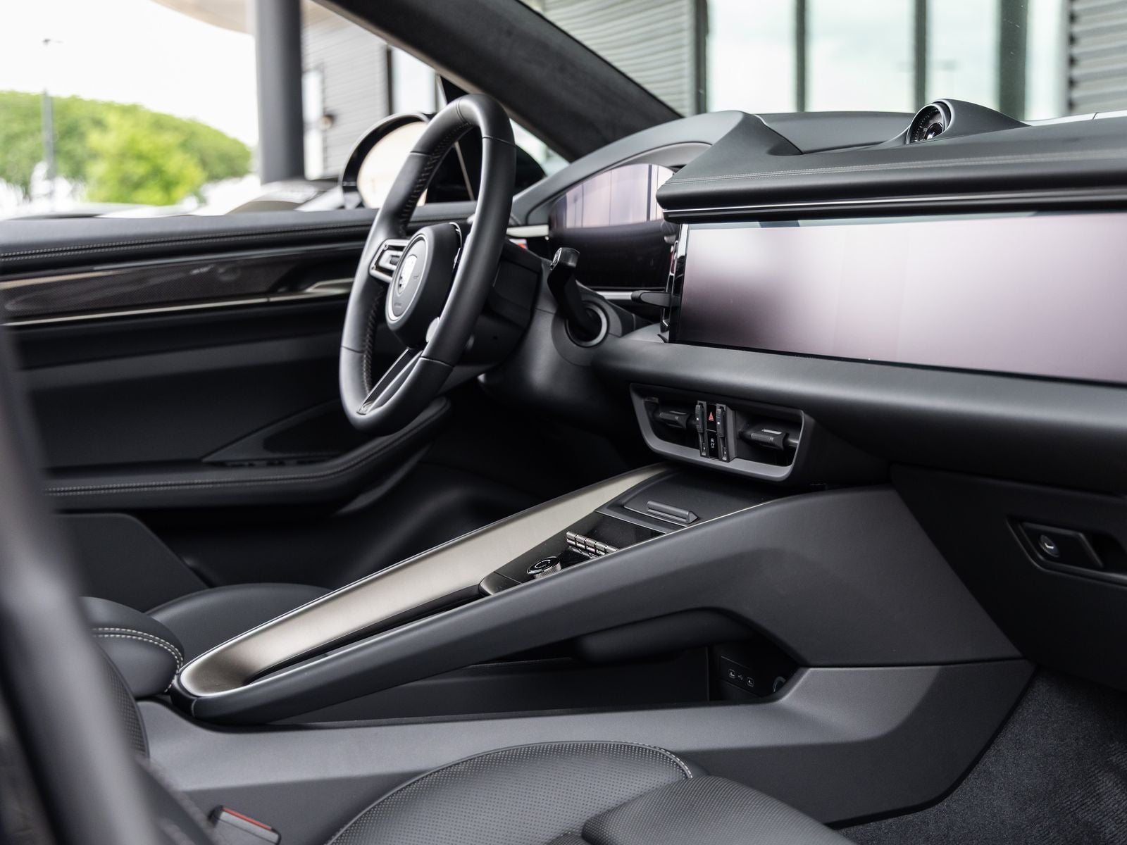 2025 Porsche Macan Turbo Electric