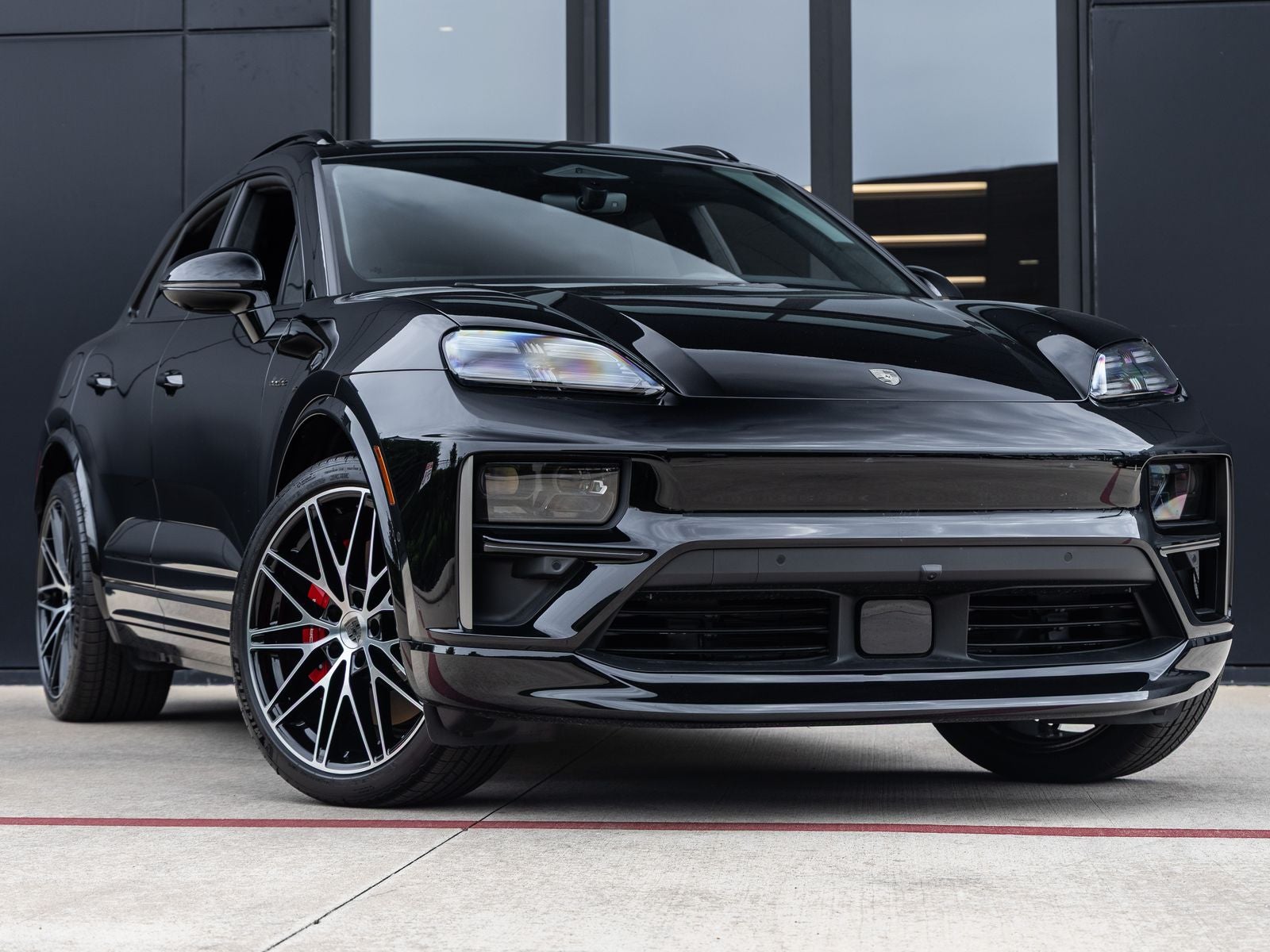 2025 Porsche Macan Turbo Electric