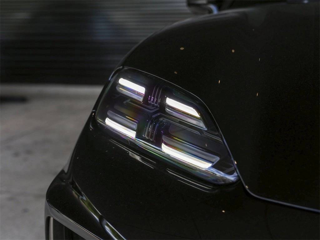 2025 Porsche Macan Turbo Electric