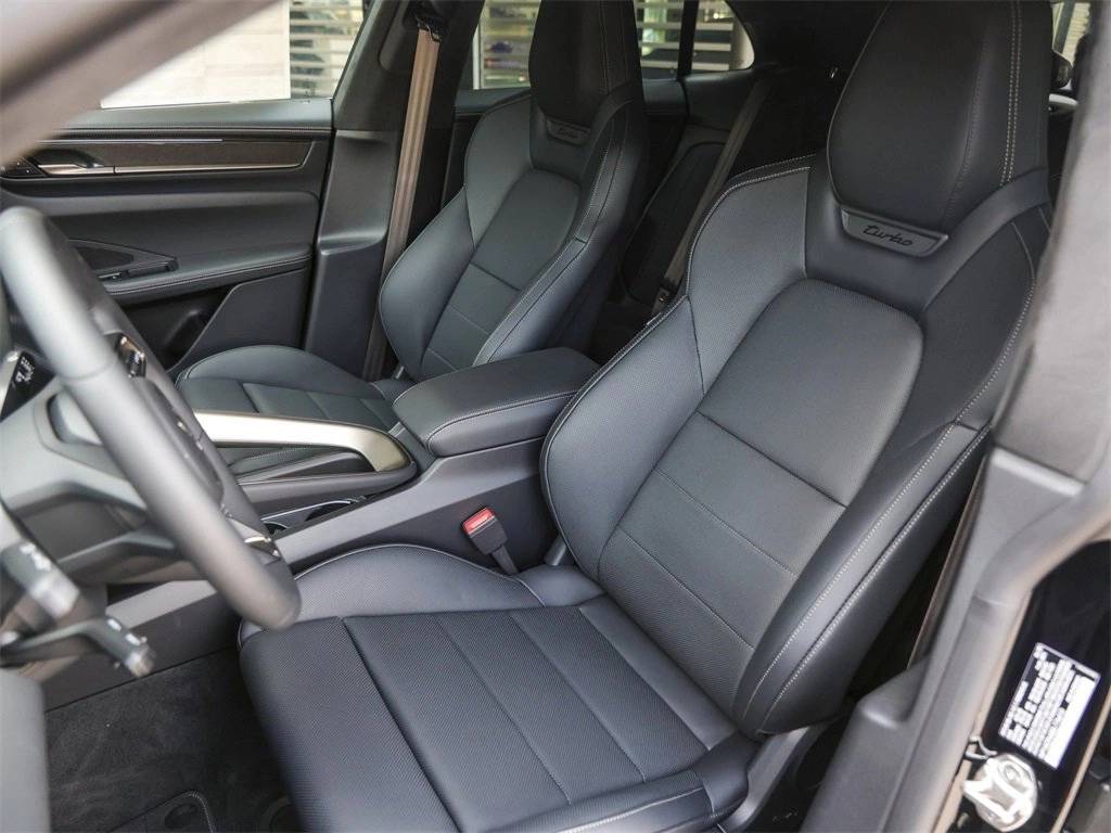 2025 Porsche Macan Turbo Electric