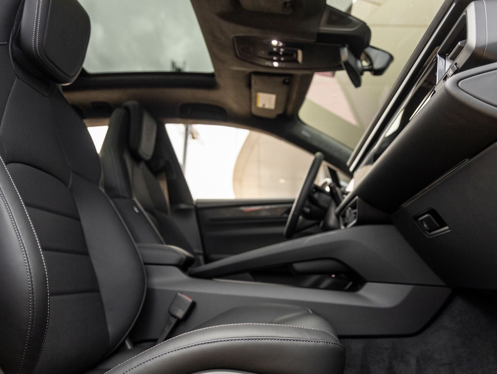 2026 Porsche Macan Macan Turbo Electric