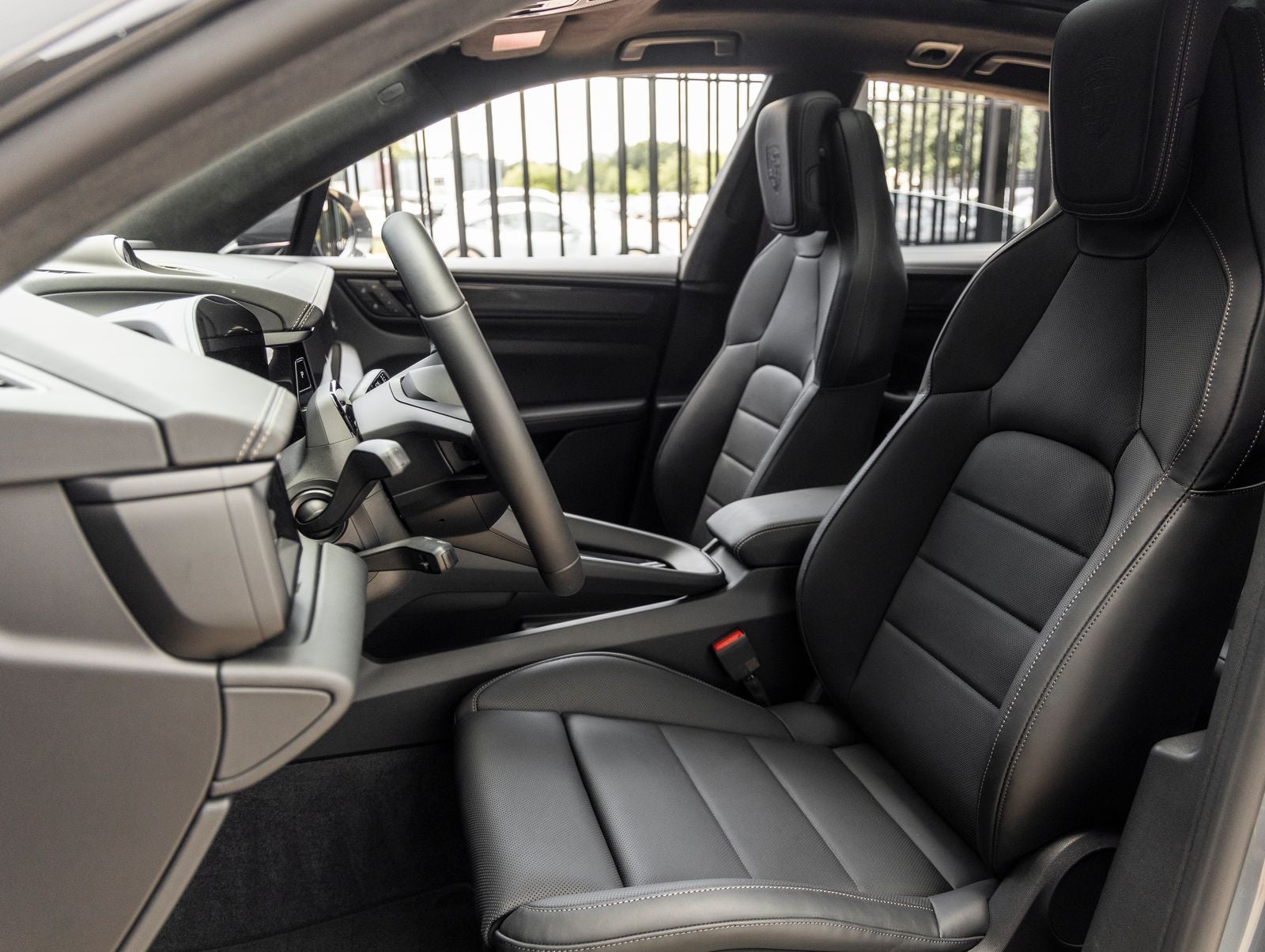 2026 Porsche Macan Macan Turbo Electric