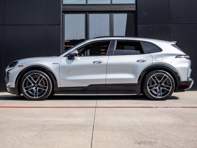 2026 Porsche Cayenne Cayenne Turbo Electric