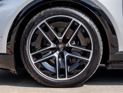 2026 Porsche Cayenne Cayenne Turbo Electric
