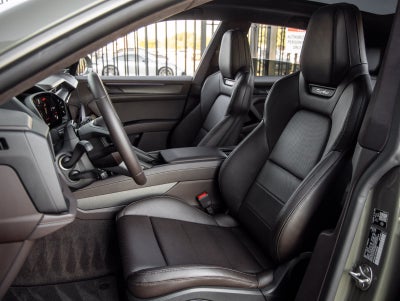 2026 Porsche Cayenne Cayenne Turbo Electric