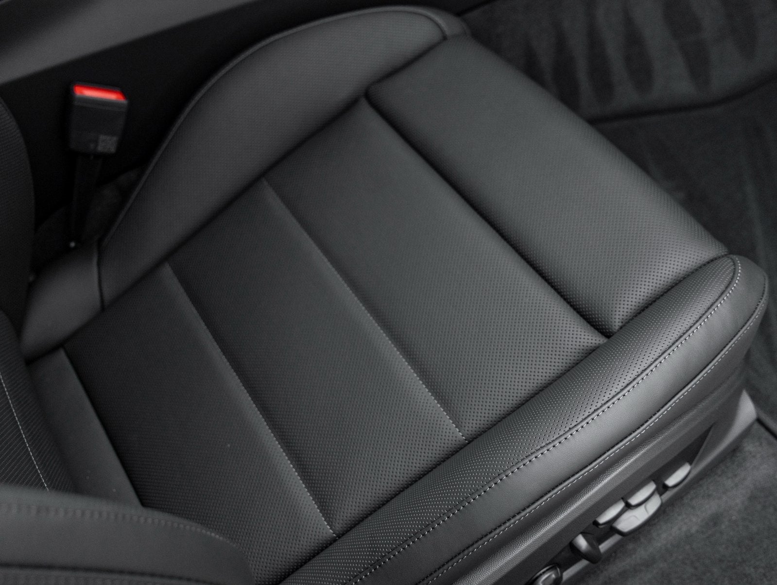 2026 Porsche Macan Electric Macan Electric