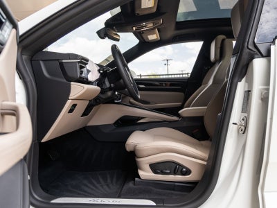 2025 Porsche Macan Electric