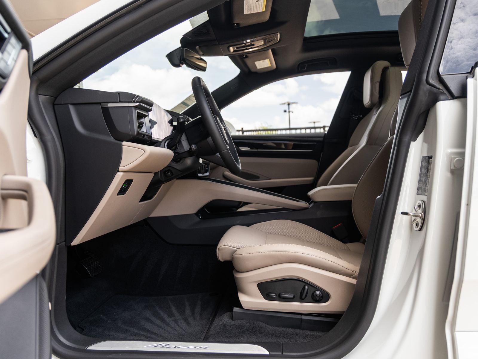 2025 Porsche Macan Electric