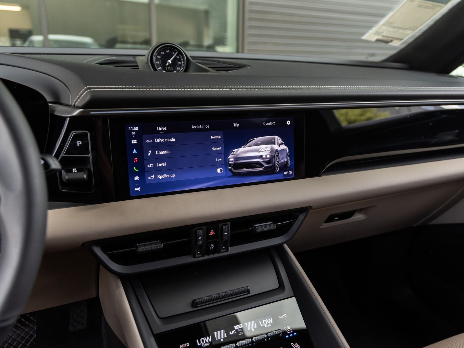 2025 Porsche Macan Electric