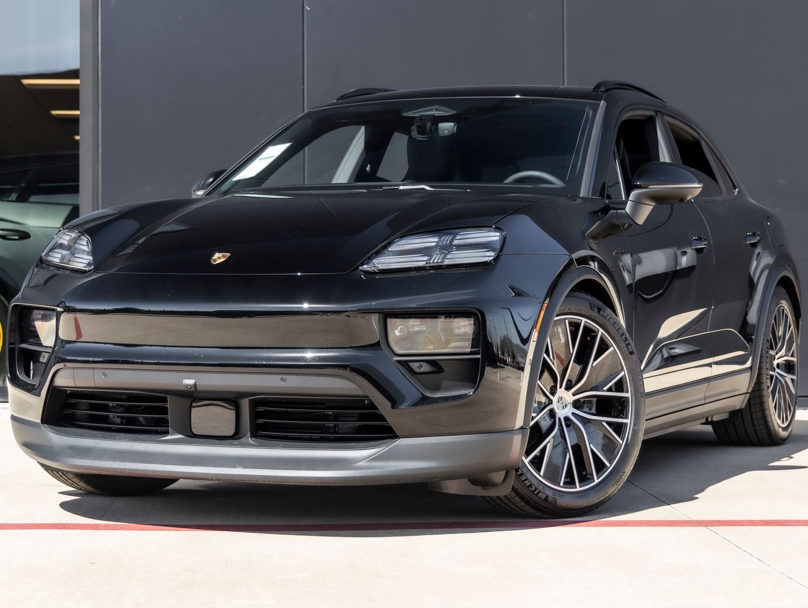2025 Porsche Macan Electric
