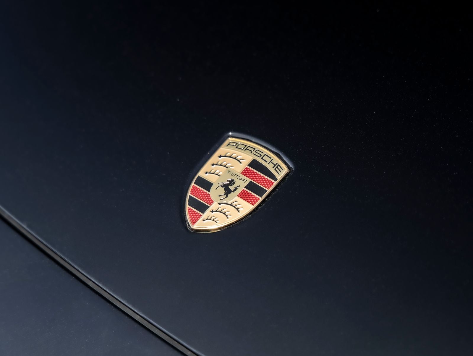 2025 Porsche Macan Electric