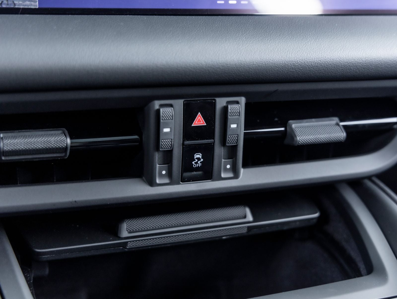 2025 Porsche Macan Electric