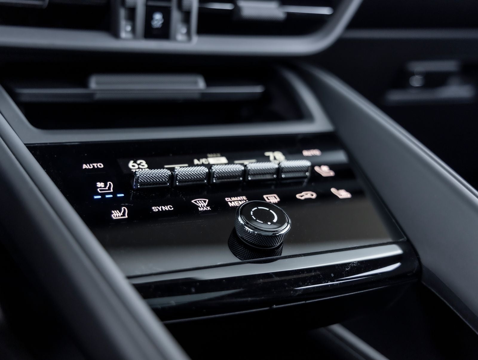 2025 Porsche Macan Electric