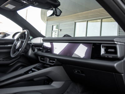 2025 Porsche Macan Electric