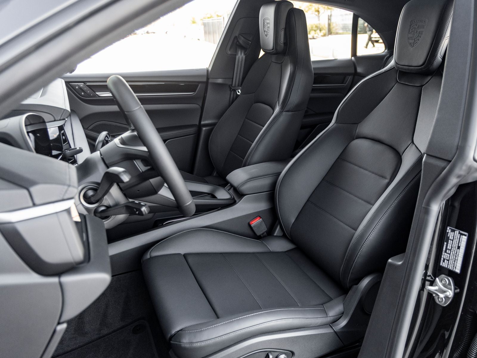 2025 Porsche Macan Electric