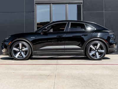 2025 Porsche Macan Electric Macan Electric