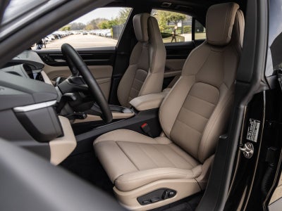 2025 Porsche Macan Macan Electric