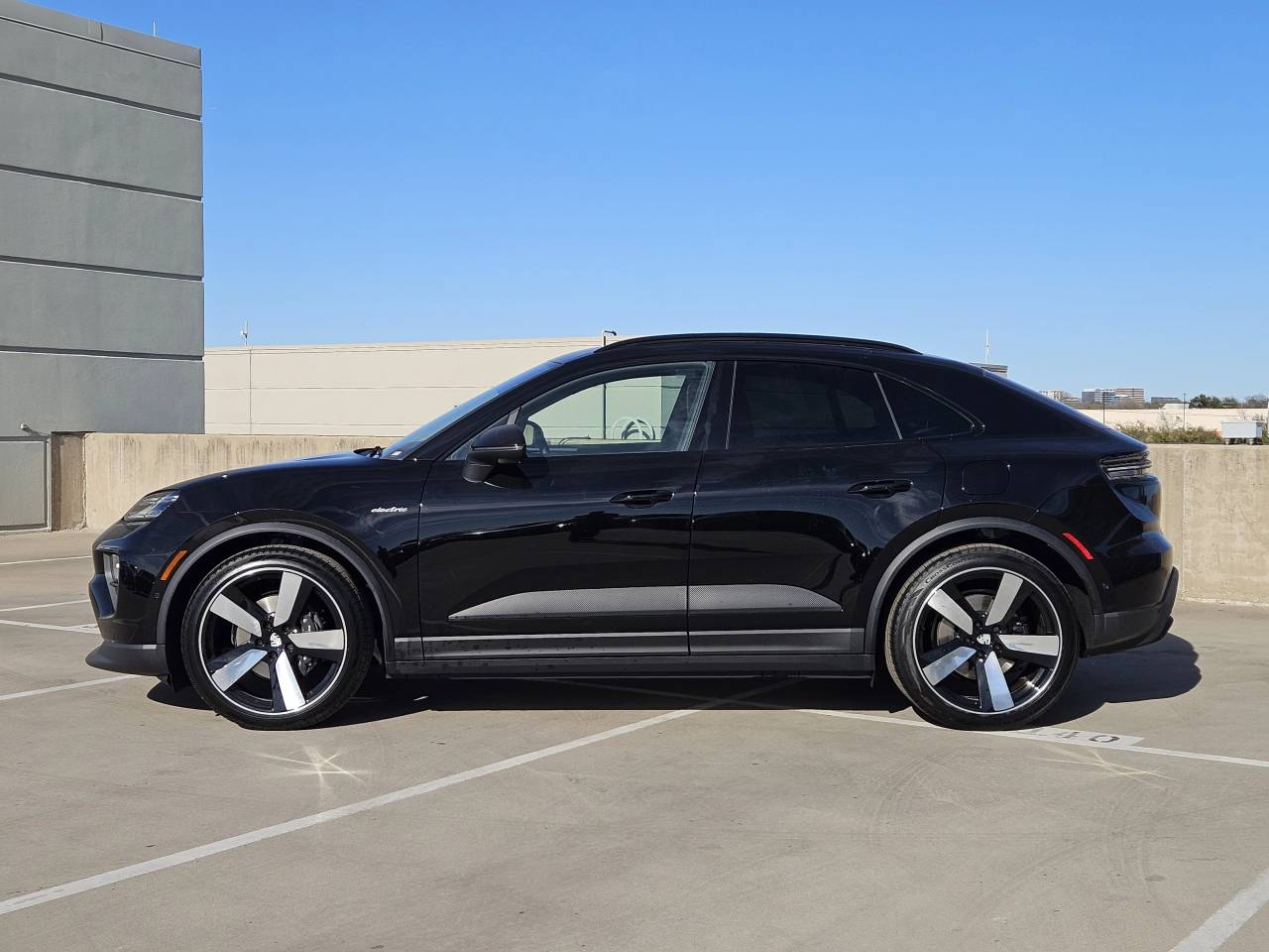 2025 Porsche Macan Electric Macan Electric