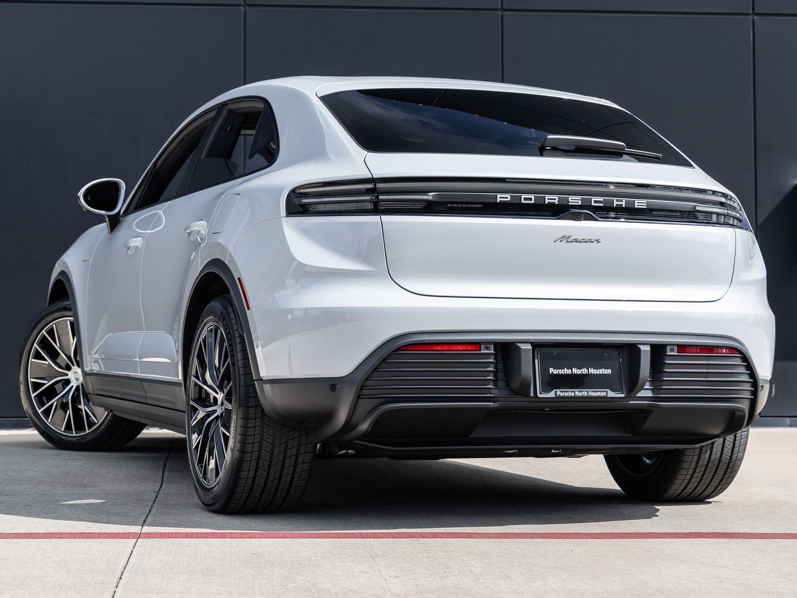 2026 Porsche Macan Electric