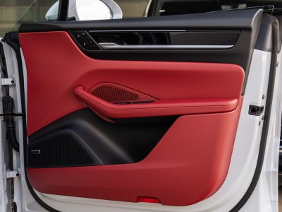 2026 Porsche Macan Electric