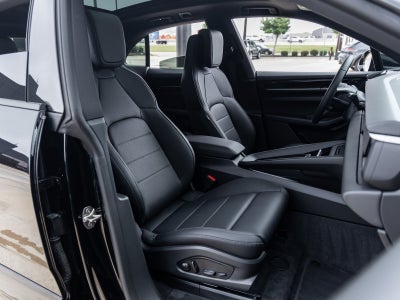 2025 Porsche Macan Electric Macan Electric