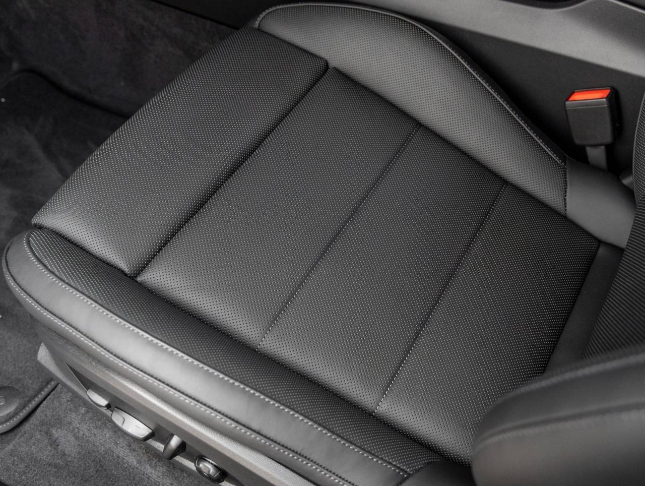 2025 Porsche Macan Electric Macan Electric