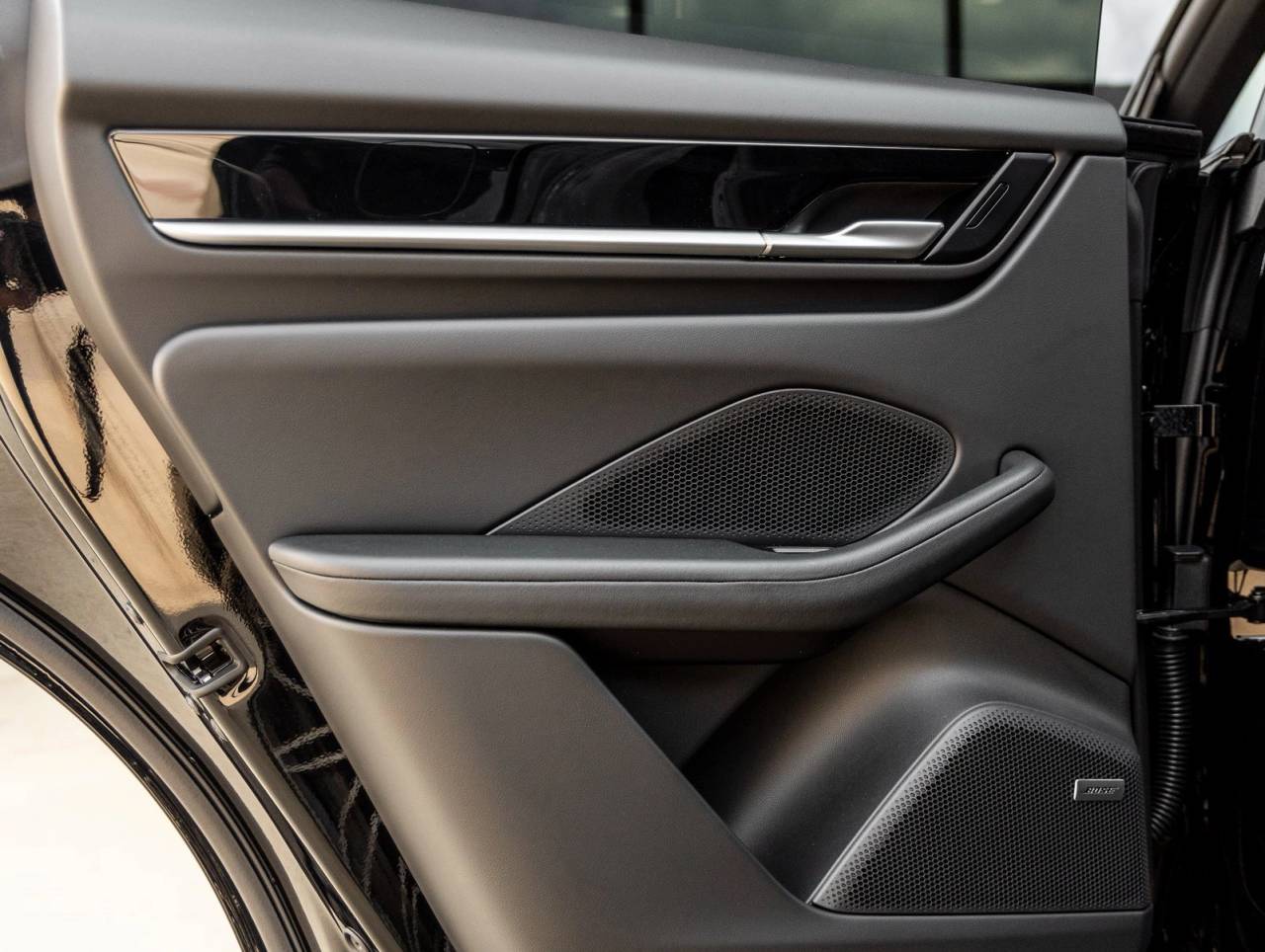 2025 Porsche Macan Electric Macan Electric