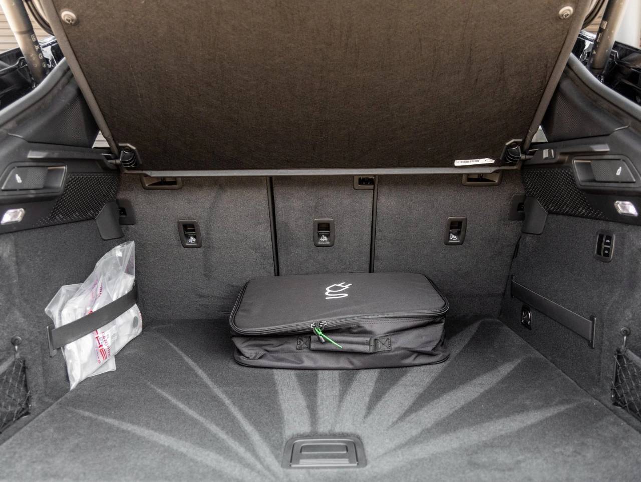 2025 Porsche Macan Electric Macan Electric