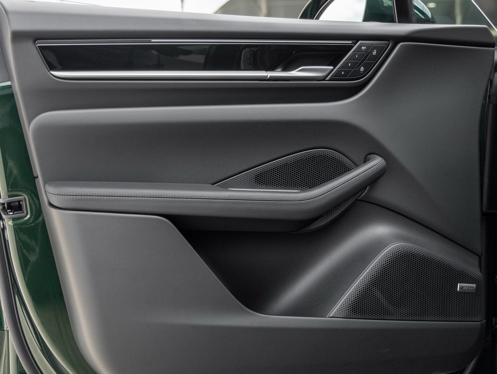 2025 Porsche Macan Electric Macan Electric