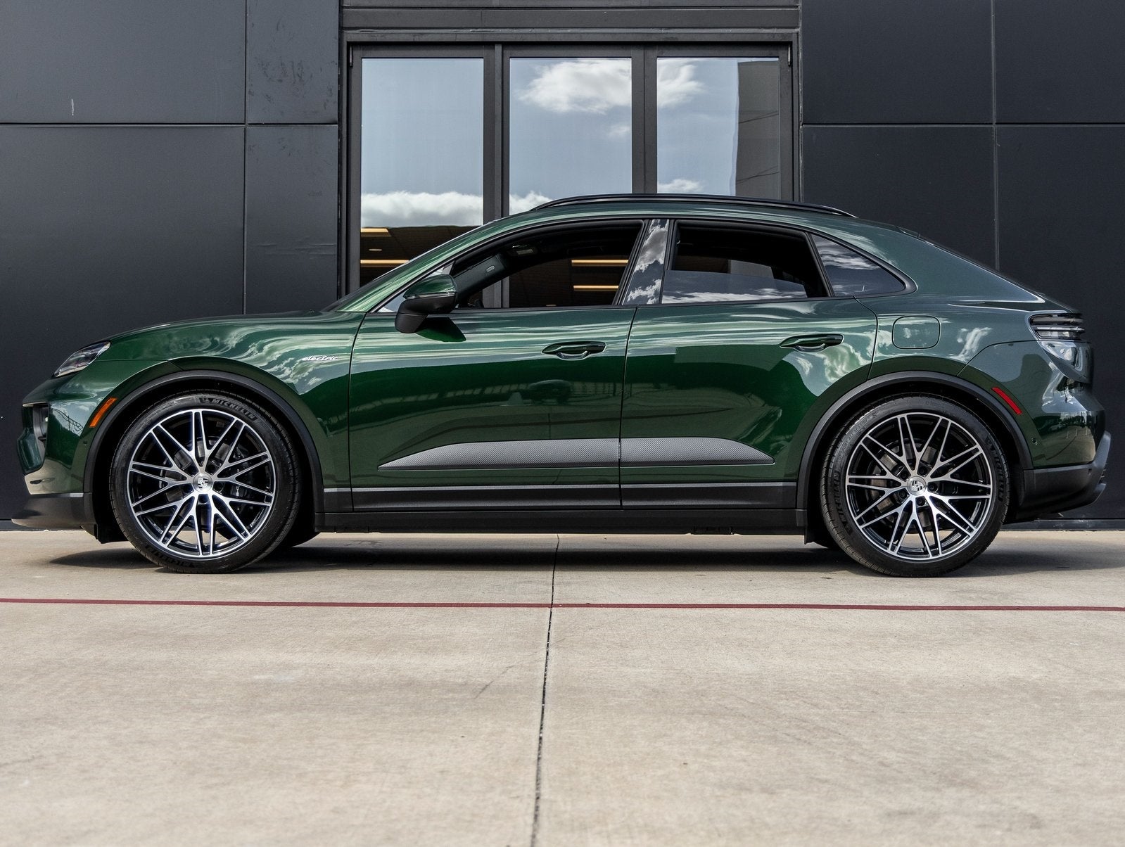 2025 Porsche Macan Electric Macan Electric