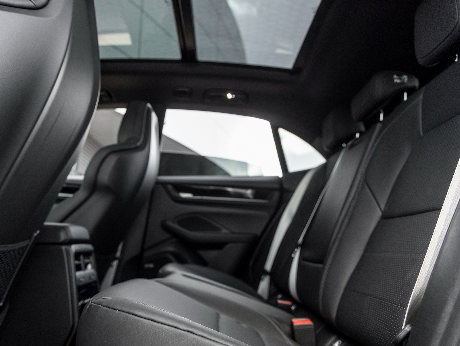 2025 Porsche Macan Electric Macan Electric