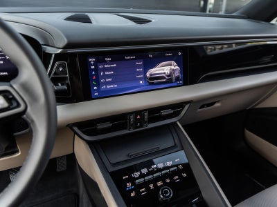 2025 Porsche Macan Electric