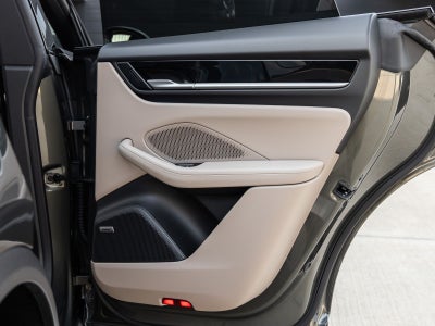 2025 Porsche Macan Electric