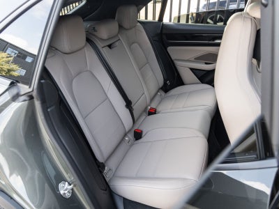 2025 Porsche Macan Electric