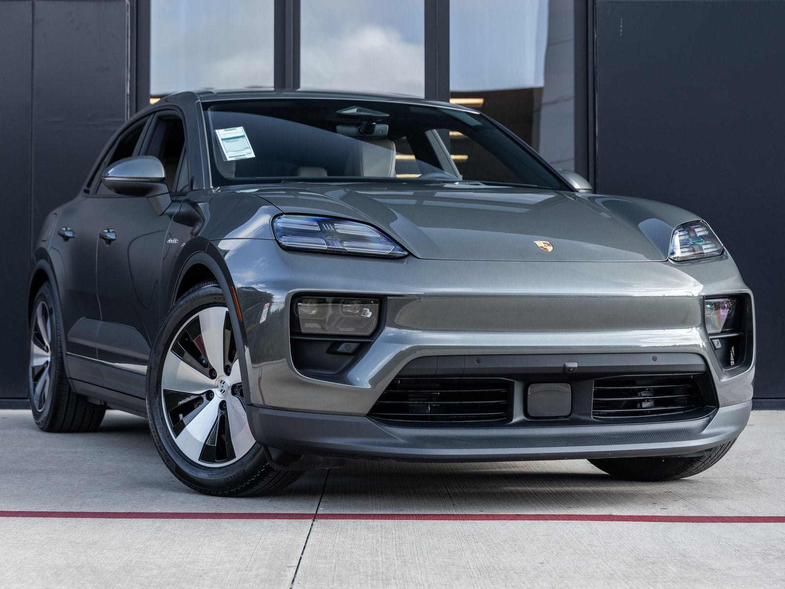 2025 Porsche Macan Electric